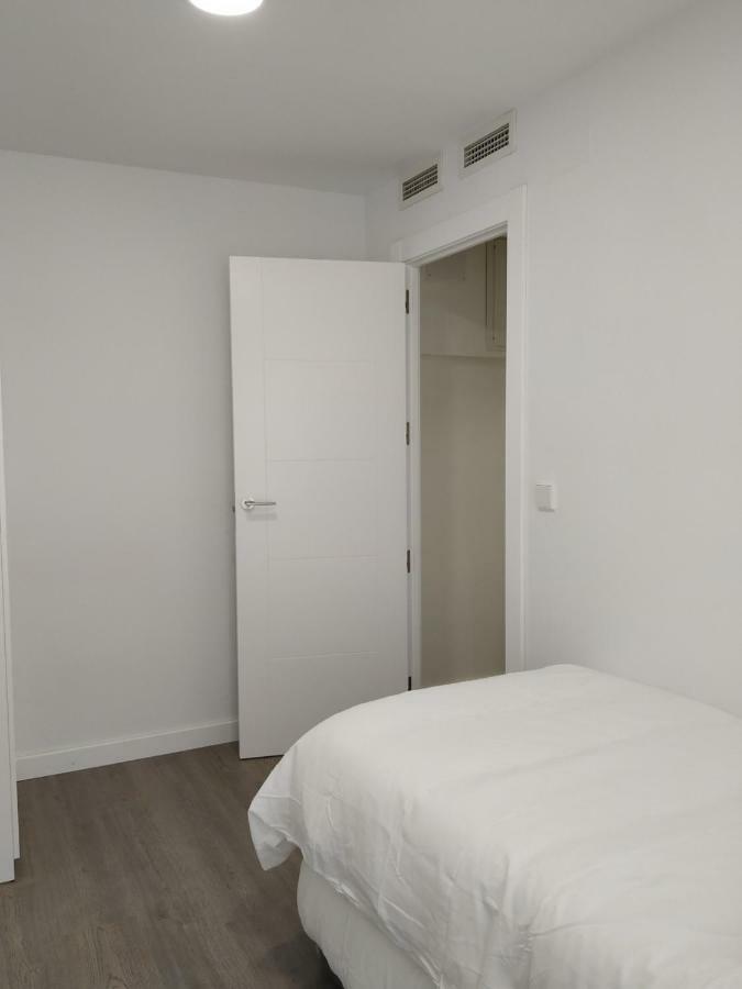 Zaragoza Centro Spain - Apartamento Nuevo Y Facilidad De Parking Luaran gambar